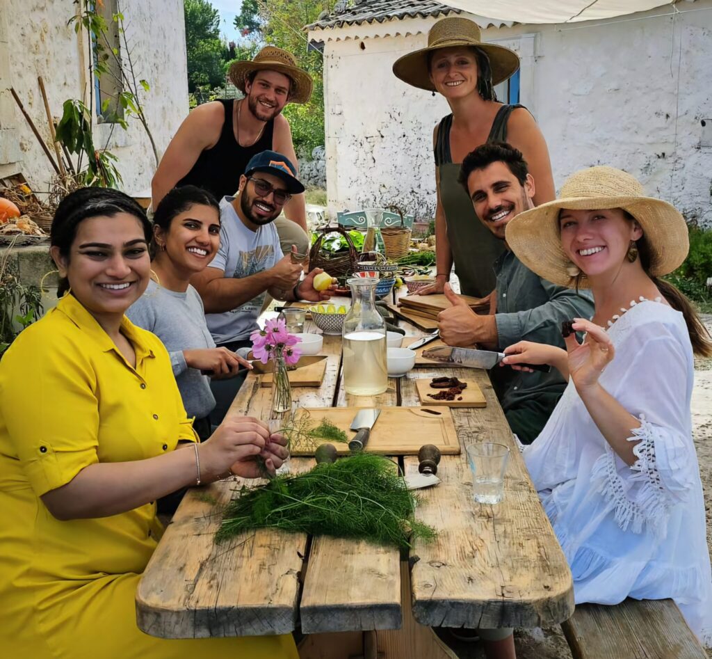 family-cooking-sicily